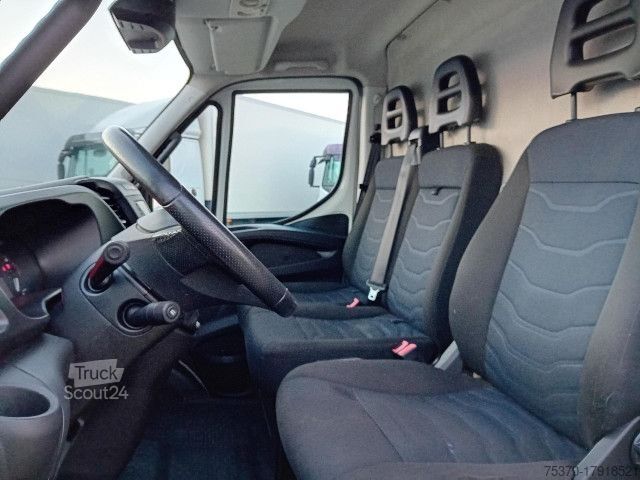 Panel van IVECO DAILY 35S14 AT8