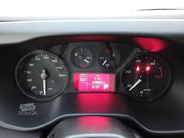 Panel van IVECO DAILY 35S14 AT8