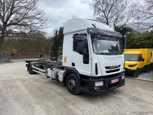 Châssis de camion IVECO 140E28/FP