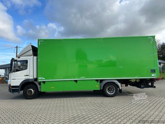 Tentinė platforma sunkvežimis MERCEDES-BENZ Atego 1226 / LBW / 8 Gang Schalter