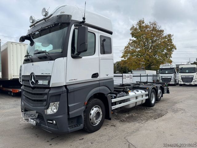 Wechselfahrgestell LKW MERCEDES-BENZ Actros2540/6x2/94TK/Fahrschule/(kein2542-2545)