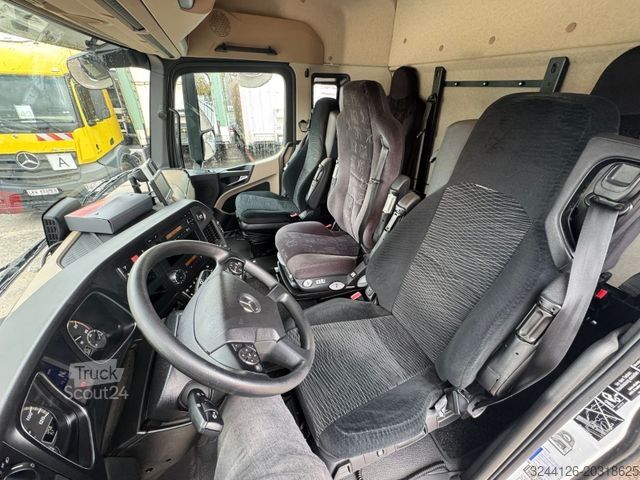 Wechselfahrgestell LKW MERCEDES-BENZ Actros2540/6x2/94TK/Fahrschule/(kein2542-2545)