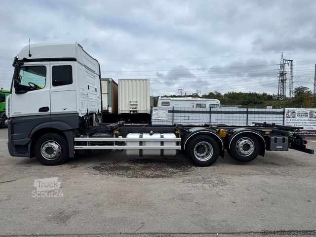 Wechselfahrgestell LKW MERCEDES-BENZ Actros2540/6x2/94TK/Fahrschule/(kein2542-2545)