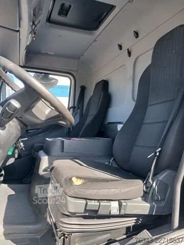 Camión caja Mercedes-Benz Atego 1218 NL