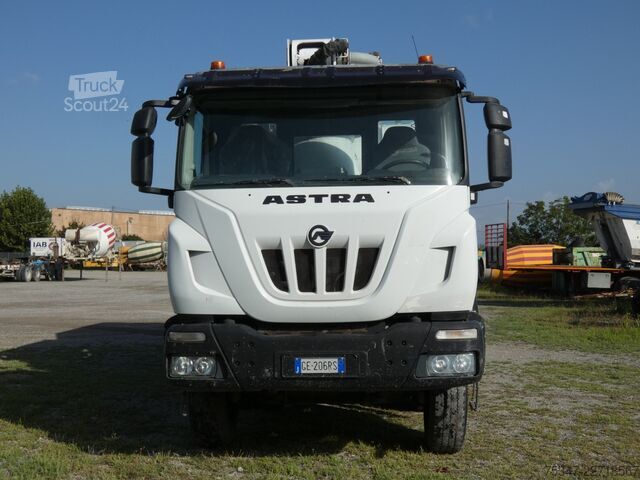 Samochód z pompą do betonu astra HD9 8448