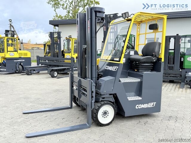 Vierwege-Gabelstapler Combilift CB4000 TRIPLEX 5200 FREE-LIFT POSITIONER