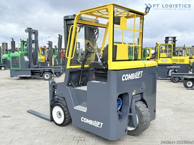 Vierwege-Gabelstapler Combilift CB4000 TRIPLEX 5200 FREE-LIFT POSITIONER