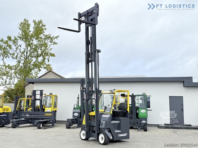 Vierwege-Gabelstapler Combilift CB4000 TRIPLEX 5200 FREE-LIFT POSITIONER