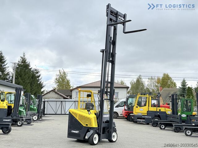 Vierwege-Gabelstapler Combilift CB4000 TRIPLEX 5200 FREE-LIFT POSITIONER