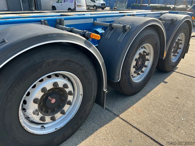 Transport de conteneurs D-TEC Flexitrailer FT-LS-S / 3x Extendable / 1x Lift ...