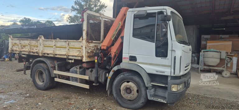 IVECO 150 s jeřábem IVECO 150 E21