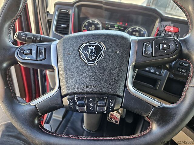 τυπική μονάδα τράκτορα Scania S 580