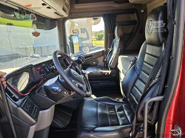 τυπική μονάδα τράκτορα Scania S 580