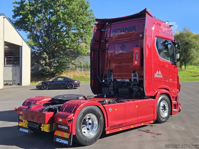 τυπική μονάδα τράκτορα Scania S 580