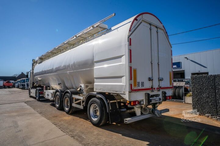 Silo OVA PULVÉ 9 COMP. - 53M3