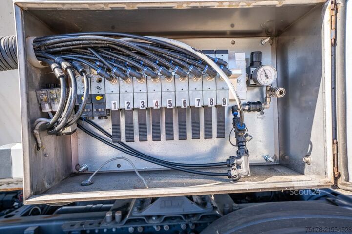 Silo OVA PULVÉ 9 COMP. - 53M3