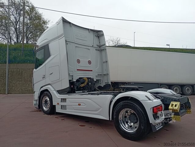 Standard tractor unit DAF XG+ 530 FT euro 6e FULL PNEUMATICO