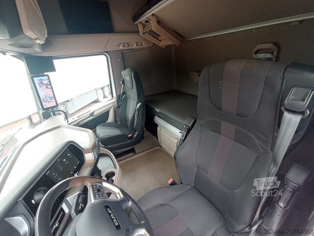 Standard tractor unit DAF XG+ 530 FT euro 6e FULL PNEUMATICO