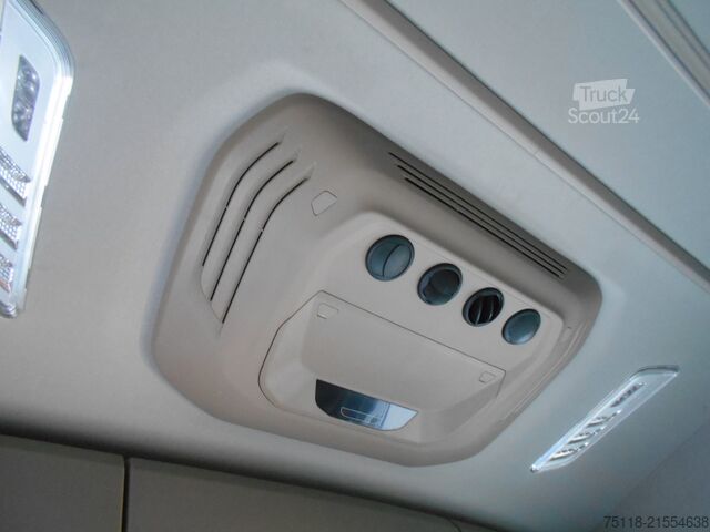 Standard tractor unit DAF XG 480