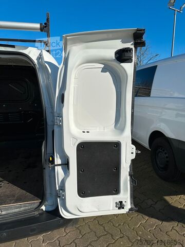 Panelinis furgonas FIAT Fiorino KA/ Heckflügelt/ AC/ Dachträger/