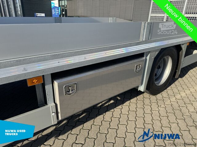 Štandard-SZM Renault D 250 4x2 Oprijwagen + Trekhaak