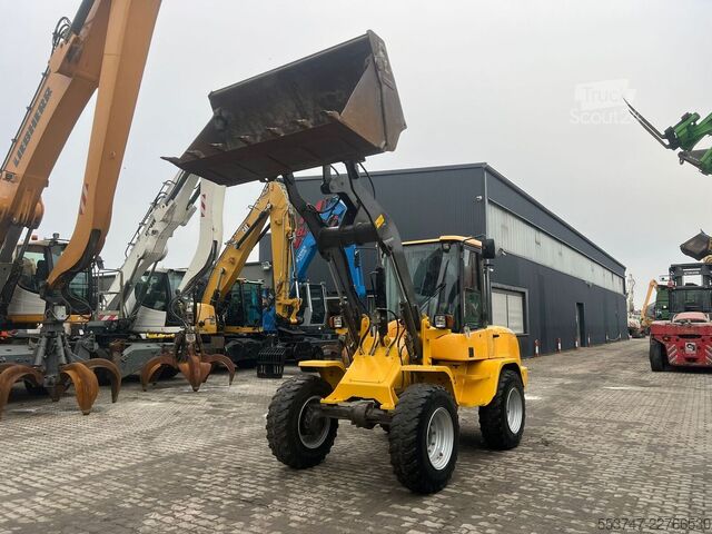 Volvo L 30 G Volvo L 30 G