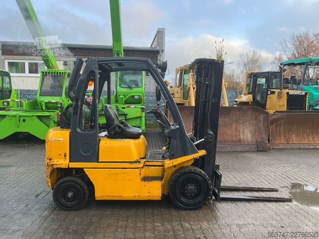 Nissan FG 25 Nissan FG 25