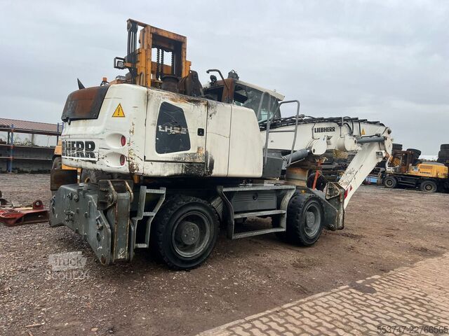 Машина за обработка на материала Liebherr LH 22 M Litronic