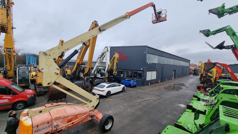 Телескопичен повдигач на стрела JLG M 600 JP