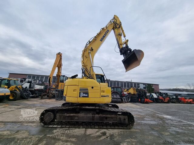 Vikšrinis ekskavatorius Komatsu PC 228 USLC-8