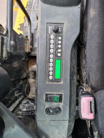 Vikšrinis ekskavatorius Komatsu PC 228 USLC-8