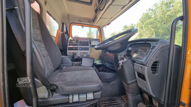 Kehrmaschine Mercedes-Benz Atego 1523