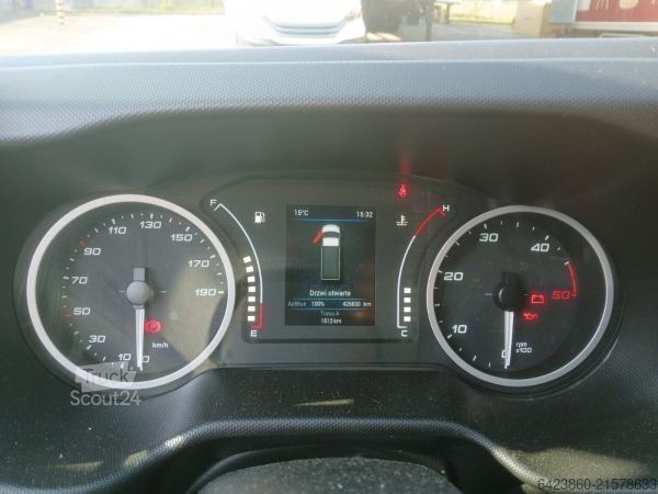 Skåpbil Iveco Daily
