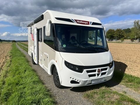 Autocaravana integral Challenger Vollintegriert 2060 Graphite Ultimate Automatik, Connect-/Arctic-Pak