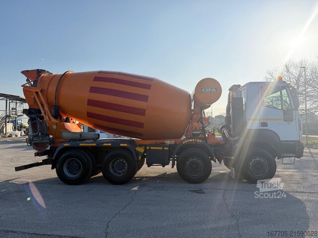 Concrete mixer truck Astra HD9 84.48