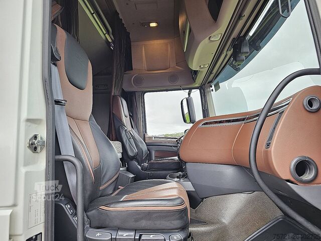 Transporte refrigerado/congelado DAF XF 530 FAN CARRIER LIFT