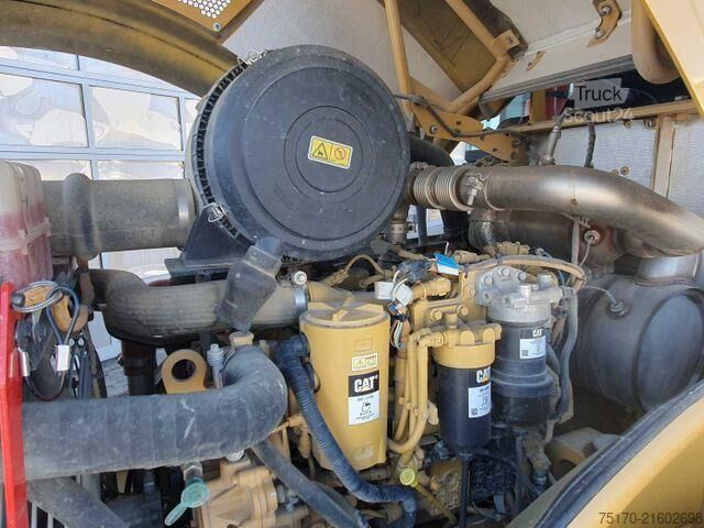 En valjček CAT CS66B Walzenzug / 2017 / nur 630h! / Klima