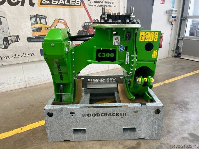 Westtech Woodcracker C300 stínací drapák / Sennebogen / ALBACH Westtech Woodcracker C300 Fällgreifer / Sennebogen / ALBACH