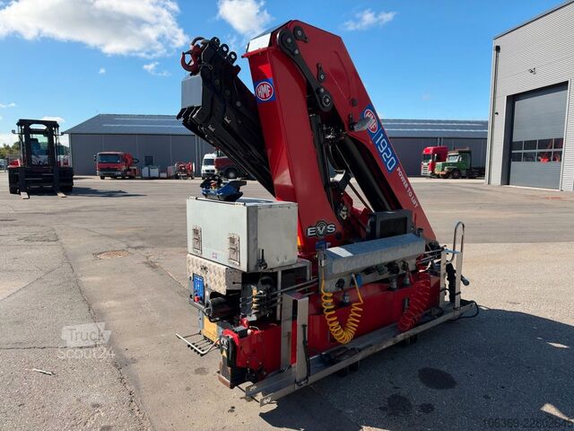 Grua montada em camião  HMF 1920 K4 Radio Control / Kran / Crane