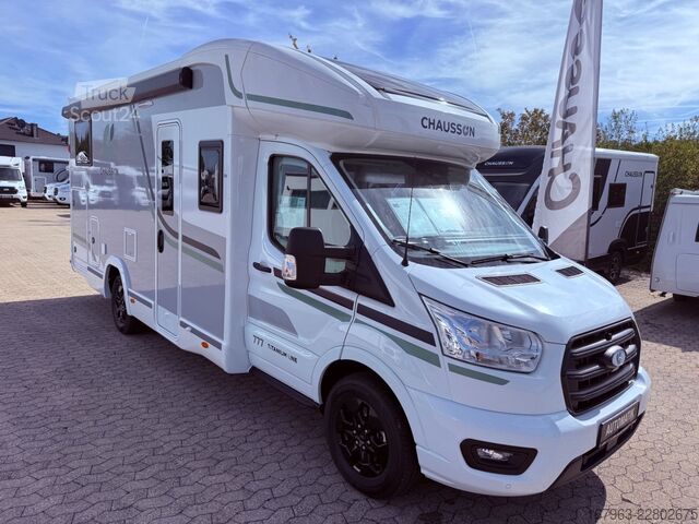 عربة تخييم شبه مدمجة CHAUSSON 777 Titanium Line ~ ARCTIC ~ `27