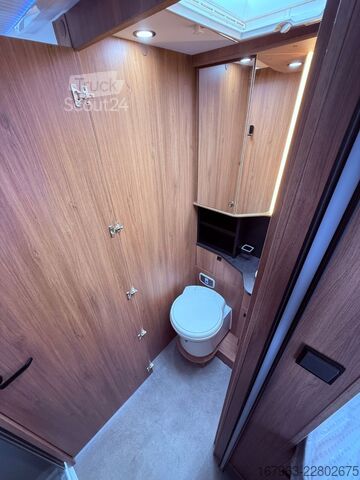 عربة تخييم شبه مدمجة CHAUSSON 777 Titanium Line ~ ARCTIC ~ `27