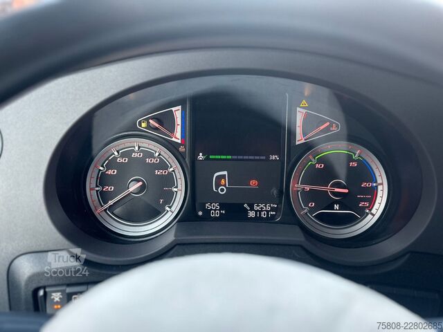 وحدة جرار قياسية DAF XF530 SSC 2Tanks 1275L ACC Standklima Xenon