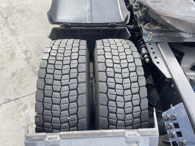Štandardný ťahač MAN TGX 18.520 4x2 BL SA