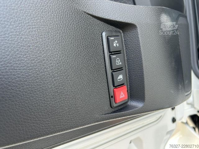 Štandardný ťahač MAN TGX 18.560 4x2 LL POWER LION