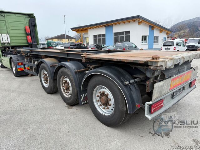 Ремарке със сменяемо шаси SCHWARZMÜLLER R-Serie Liftachse Containerchassis Kipperchassis