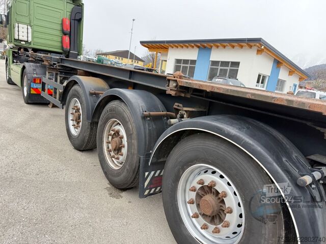 Ремарке със сменяемо шаси SCHWARZMÜLLER R-Serie Liftachse Containerchassis Kipperchassis