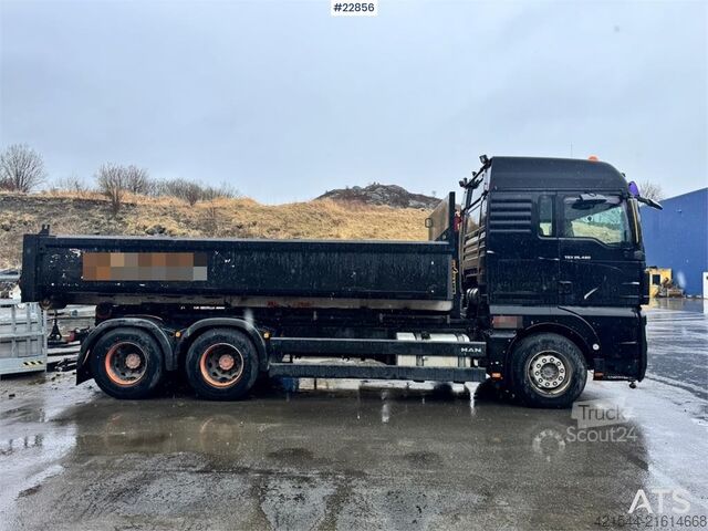 Hook arm system MAN TGX 26.480 6x2 hooklift truck with box – crane hyd