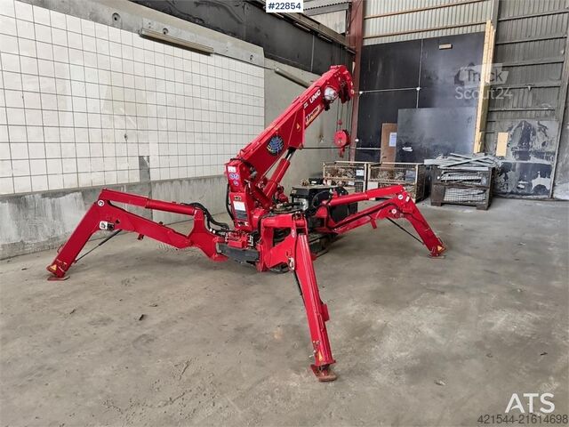 Pacelšanas rīks Unic URW-295 crawler crane – only 380 hours!