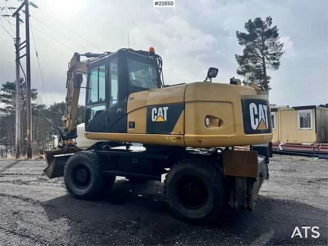 Riteņu ekskavators CAT M316D