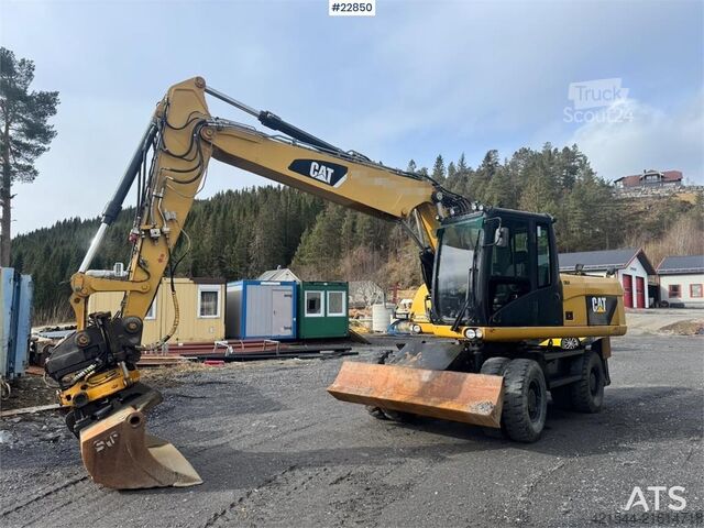 Riteņu ekskavators CAT M316D